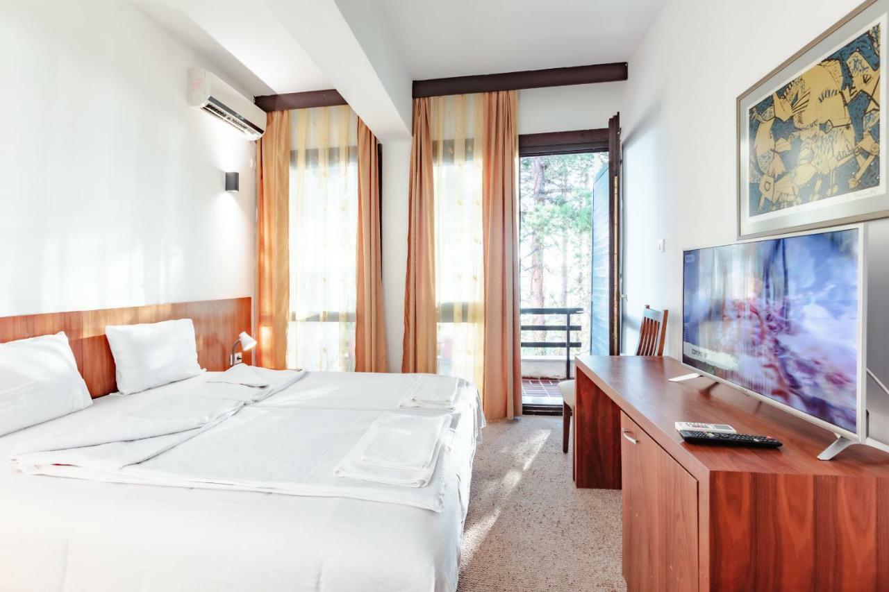 Hotel Pela Ohrid Extérieur photo