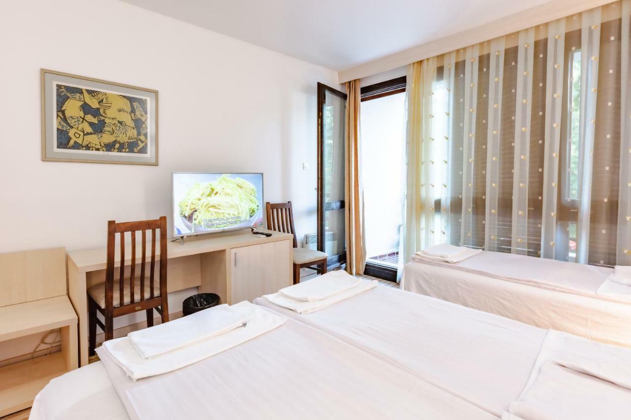 Hotel Pela Ohrid Extérieur photo